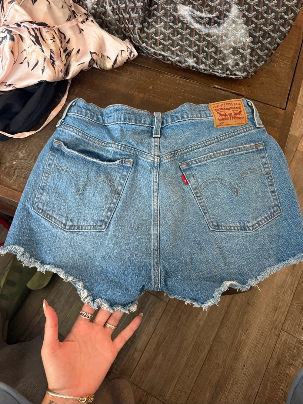Nwot Levi's 501 Light Blue High-Rise Denim Cutoff Shorts with Frayed Hem